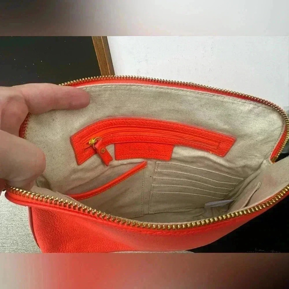 India Hicks Black Bag with Orange  Insert - Picture 9 of 16